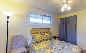 Hamakua Hale Ohana Country Retreat